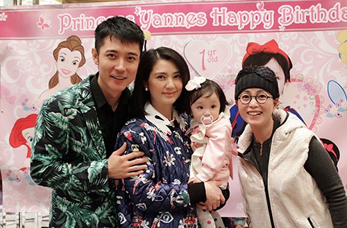 从港圈玉女到寒风中走穴的“女强人”,洪欣与张丹峰的“变形婚姻”到底值不值? 从港圈玉女到寒风中走穴的“女强人”,洪欣与张丹峰的“变形婚姻”到底值不值?